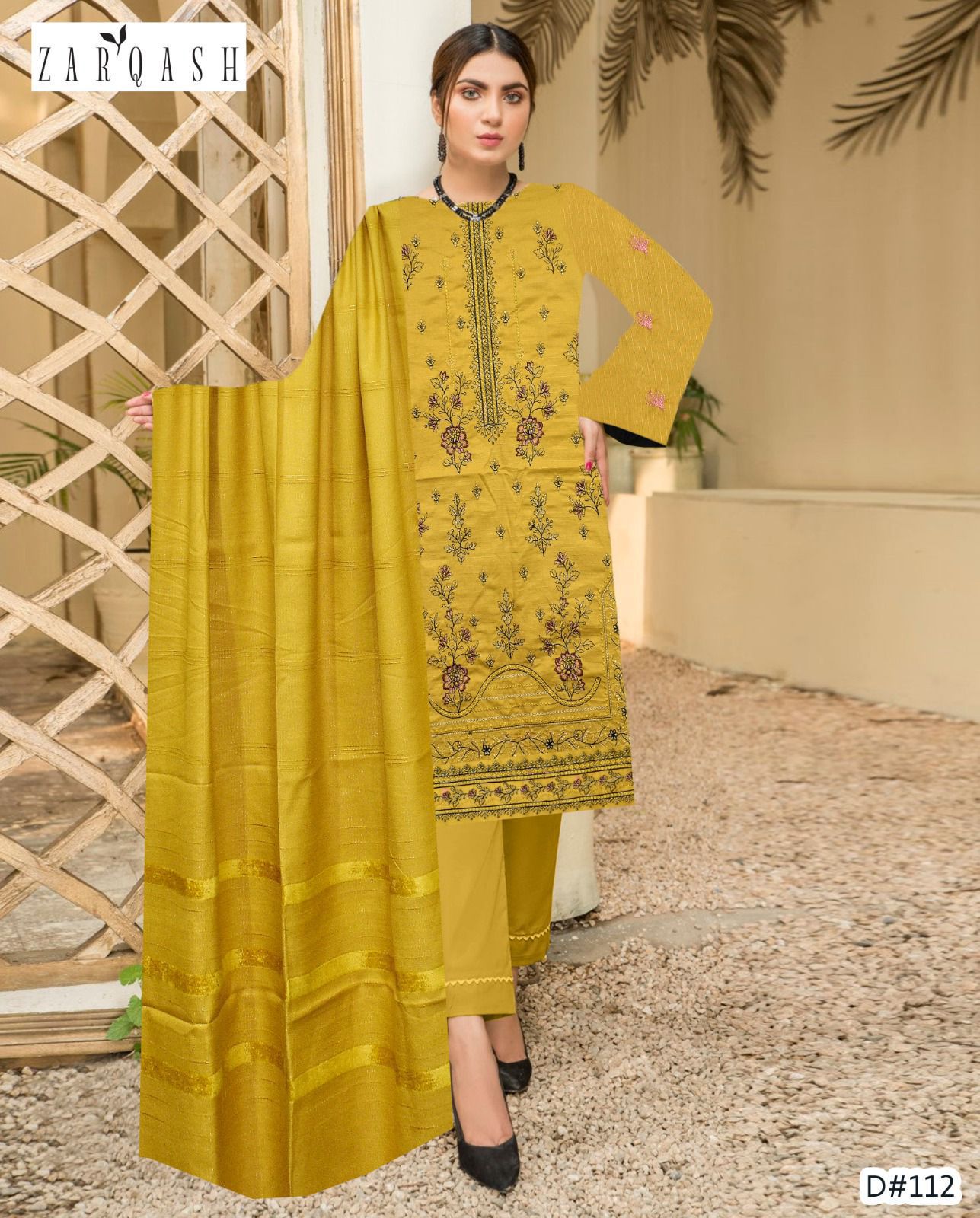 Banadora Dhanak Embroidery 3pcs With Dhanak Chamki Velvet Shawl