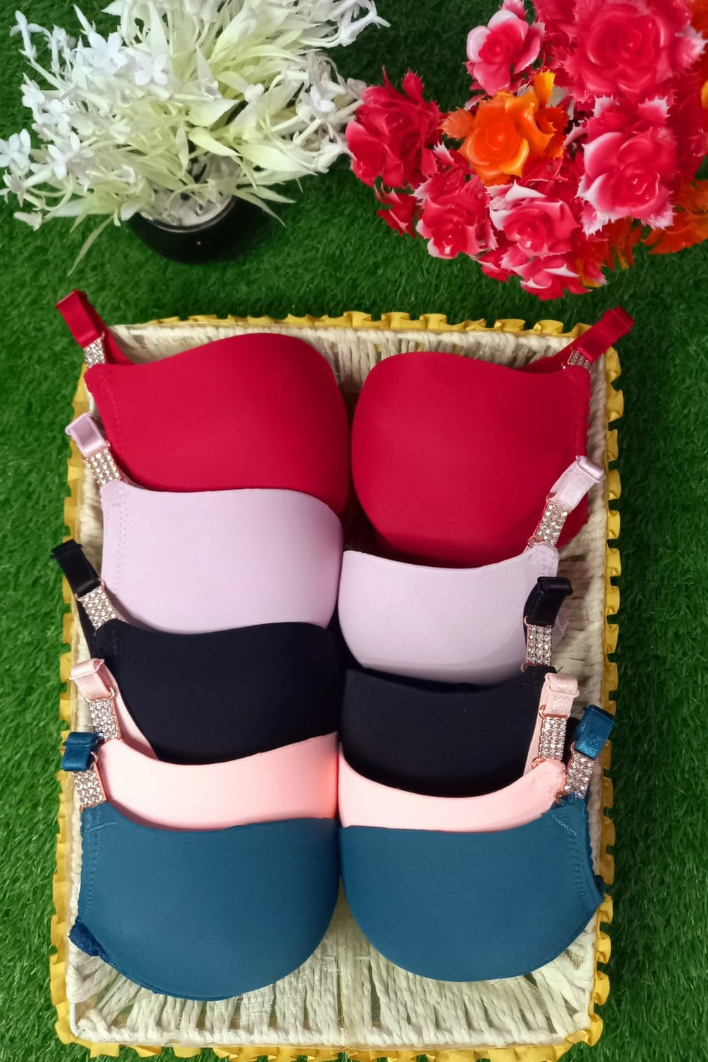 Chain Design Pushup Bra With T-Panty Set