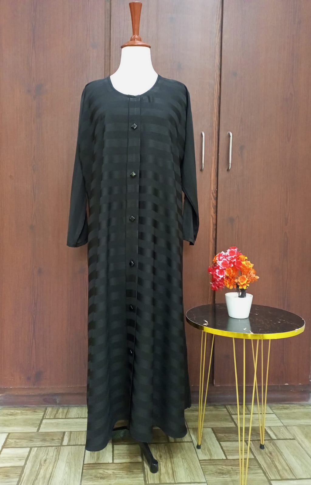 Round Neck Stripped Lavish Abaya For Girls & Women