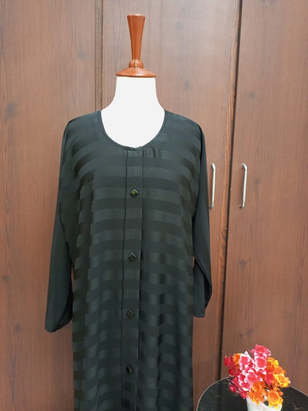 Round Neck Stripped Lavish Abaya For Girls & Women