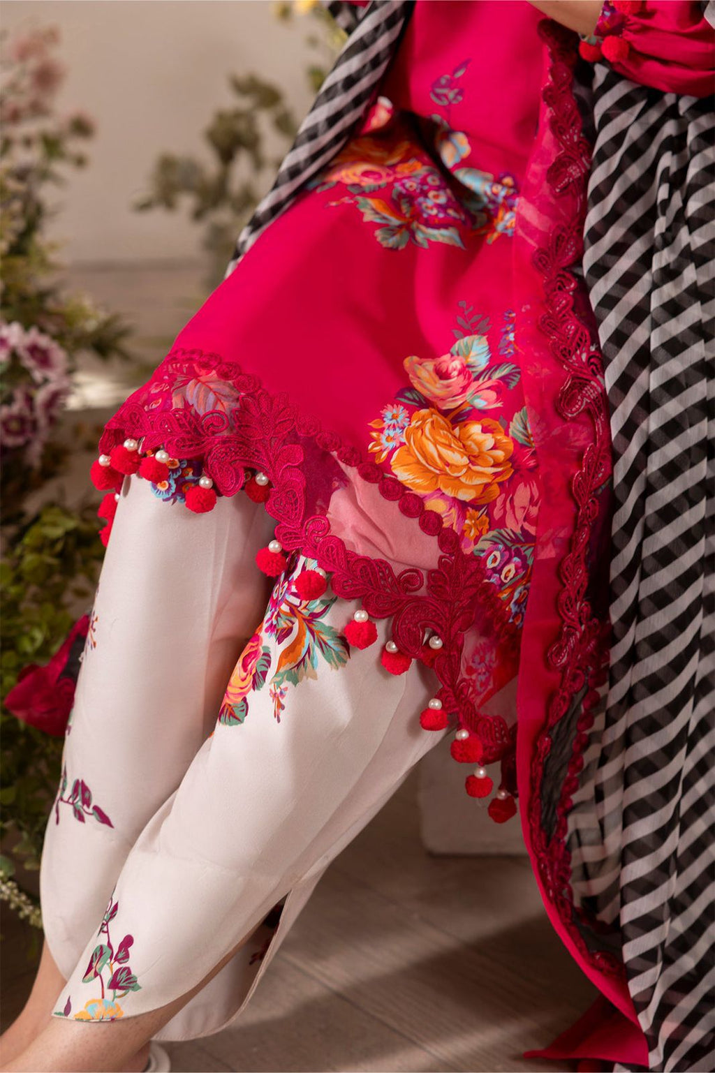 Lawn 3Pcs Luxury Collection